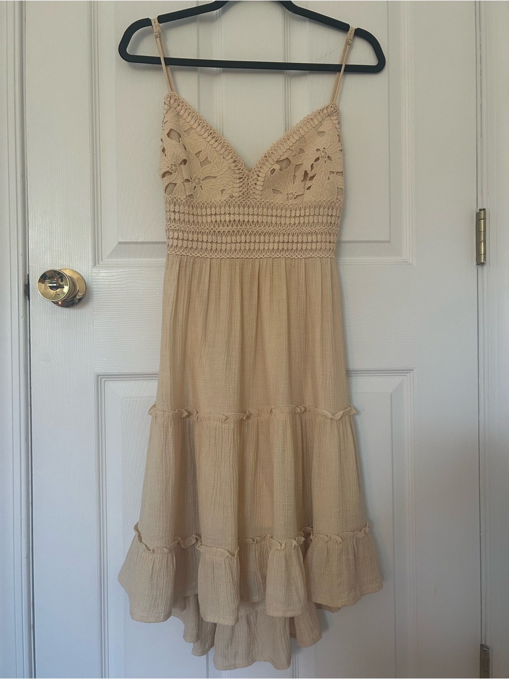 Love Tree Cream Lace Tiered Mini Dress Boho L